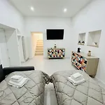 게스트하우스 Boiardo Art House