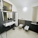 게스트하우스 Boiardo Art House 4*