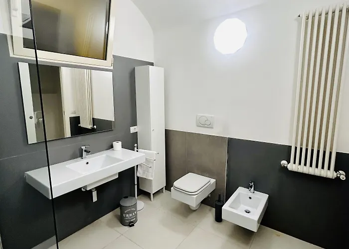 게스트하우스 Boiardo Art House 4*