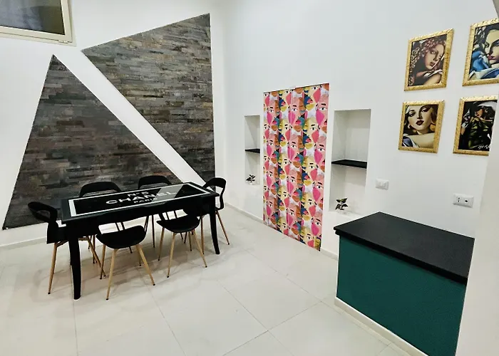 게스트하우스 Boiardo Art House 4*